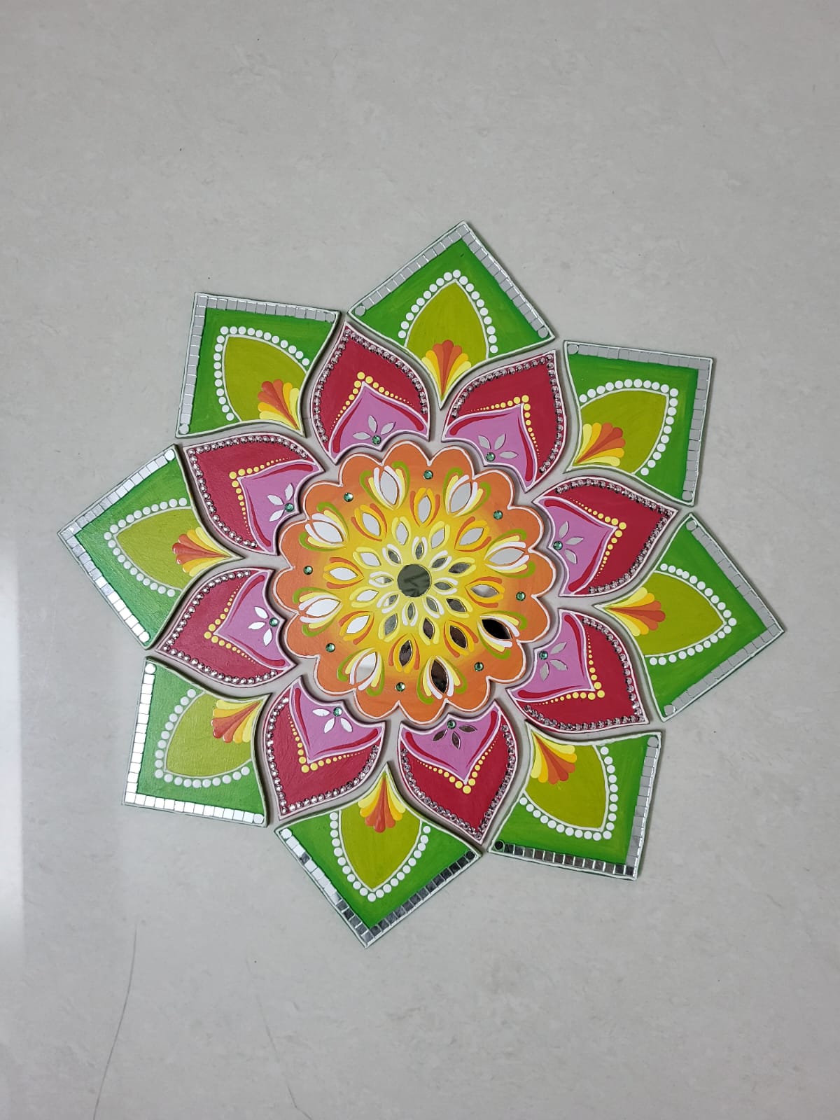 8 Petals Flower Rangoli